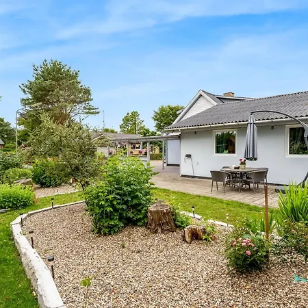 Elara - 300m From The Sea By Interhome *